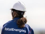 Total announces its 2017 first interim dividend