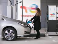 TotalEnergies and Uber Join Forces to Accelerate the Transition Towards Electric Urban Mobility