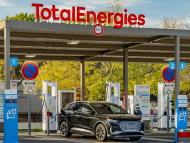 Mobilité électrique : TotalEnergies classé leader de la recharge haute puissance sur autoroutes en France