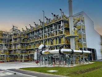 Plateforme zéro pétrole de Grandpuits : TotalEnergies démarre la 1ère usine en France de recyclage chimique des plastiques