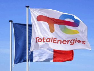 Les équipes de TotalEnergies sont fières de mettre toutes leurs énergies au service du quotidien des Français depuis plus de 100 ans